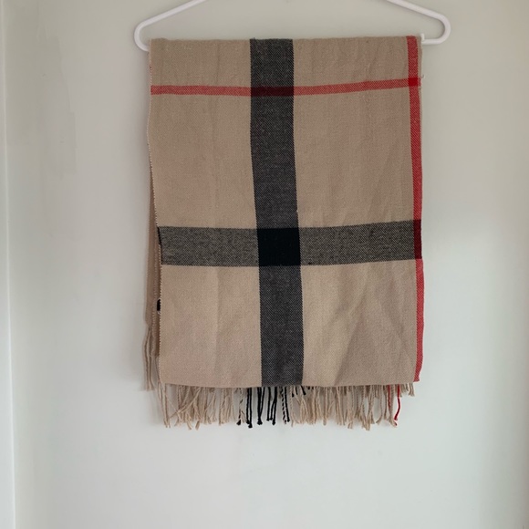 Scarves - Picture 2 of 7